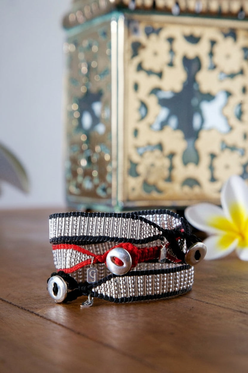 Special unique gift for her. Silver bracelet
