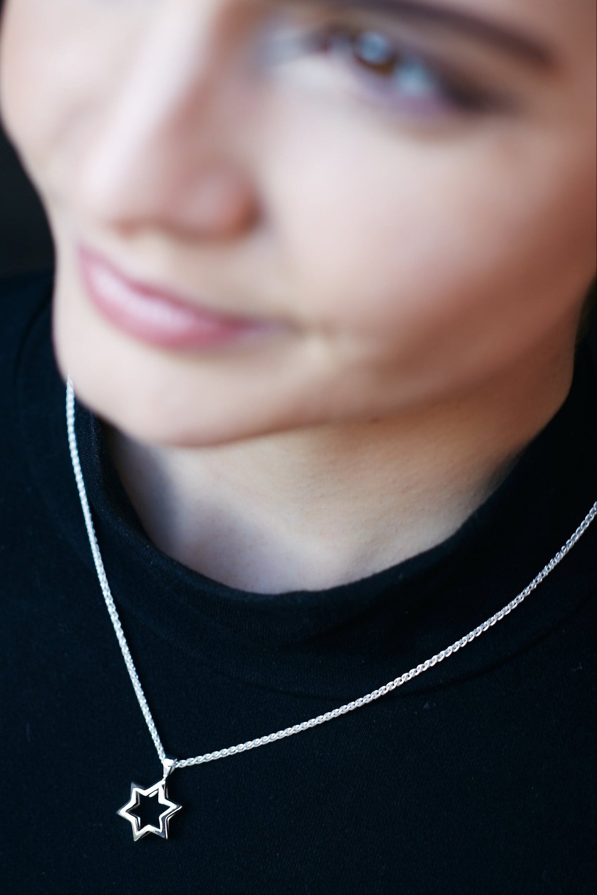 The Star Pendant Necklace