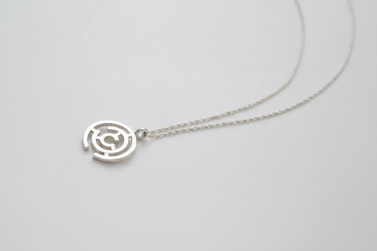 broken circles designer pendant necklace