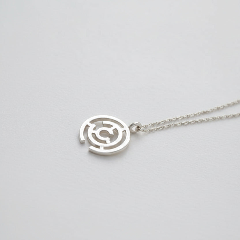 broken circles designer pendant necklace